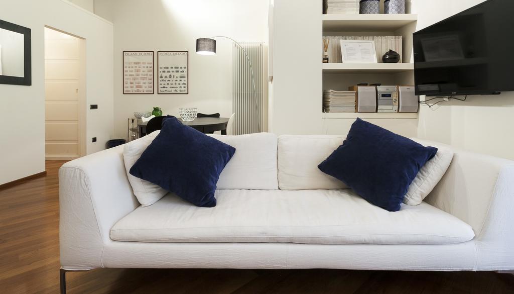Italianway-Brisa Apartment มิลาน ภายนอก รูปภาพ
