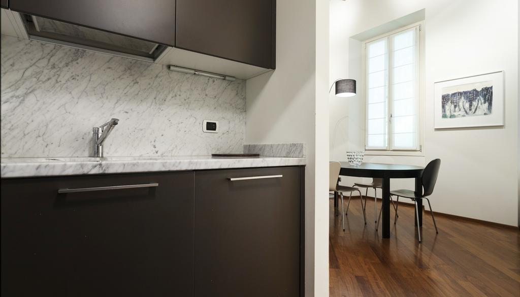 Italianway-Brisa Apartment มิลาน ภายนอก รูปภาพ